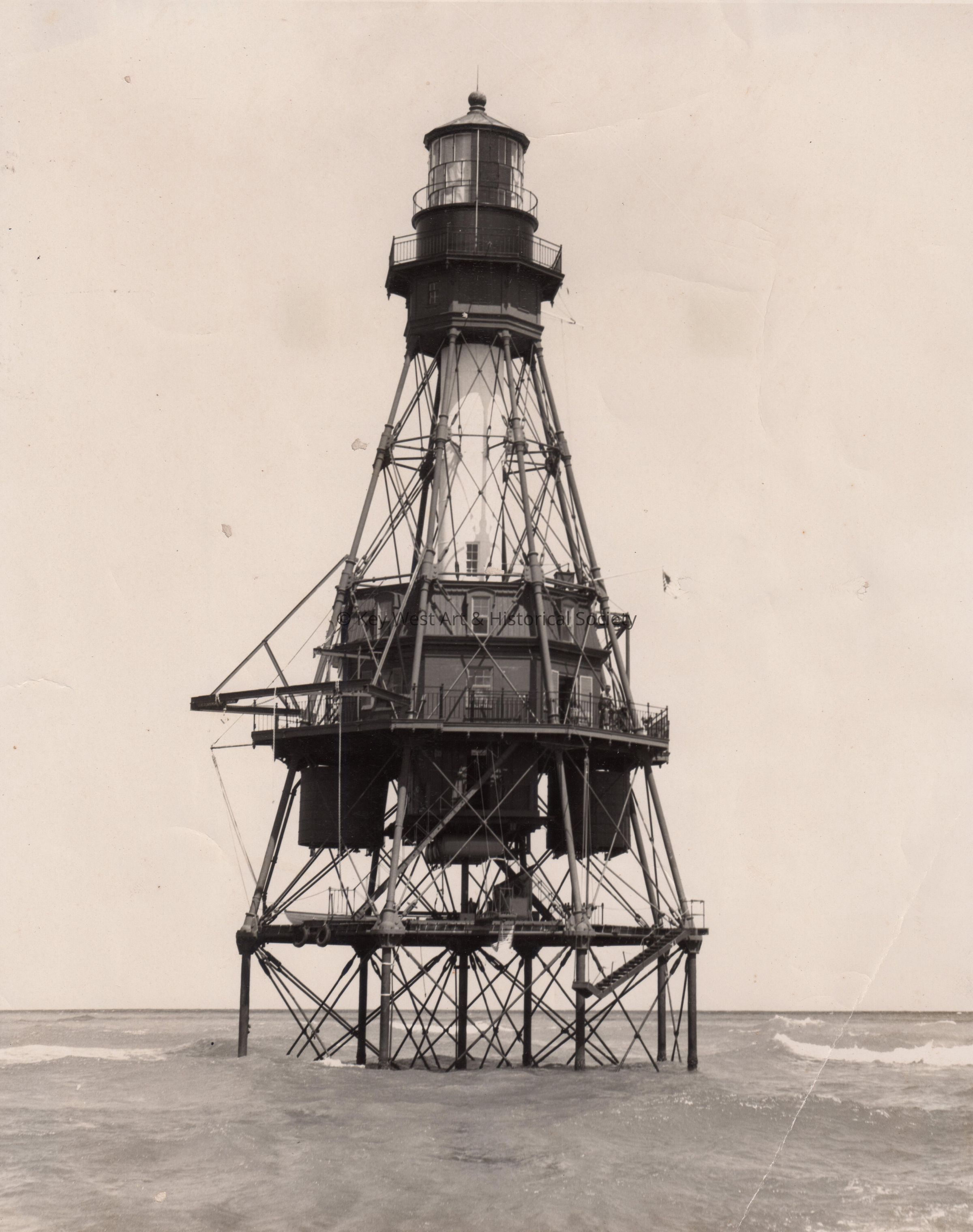 American Shoals Lighthouse picture number 1