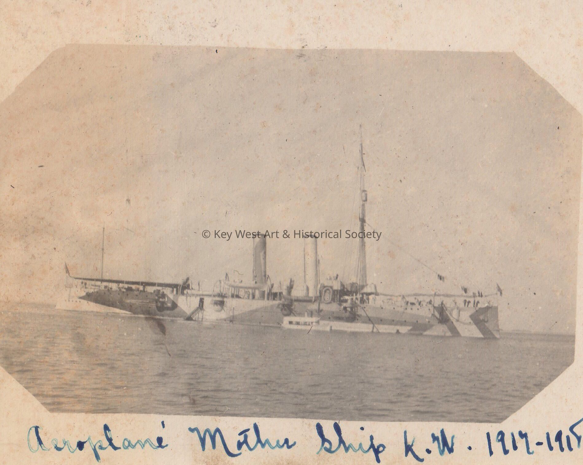 Airplane mother ship at sea; Copyright: © Key West Art & Historical Society; Origformat: Print-Photographic