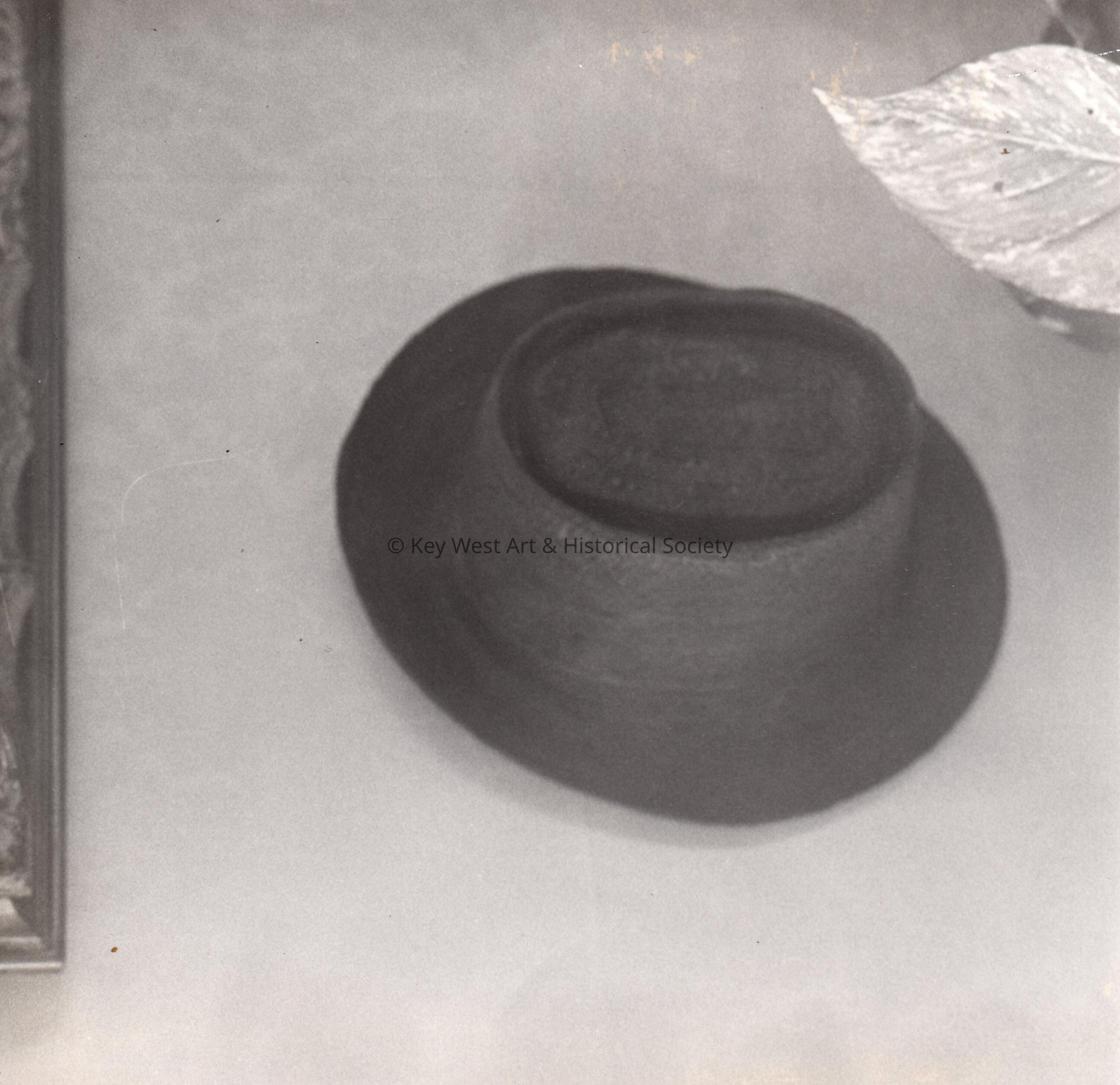 A straw hat; Copyright: © Key West Art & Historical Society; Origformat: Print-Photographic