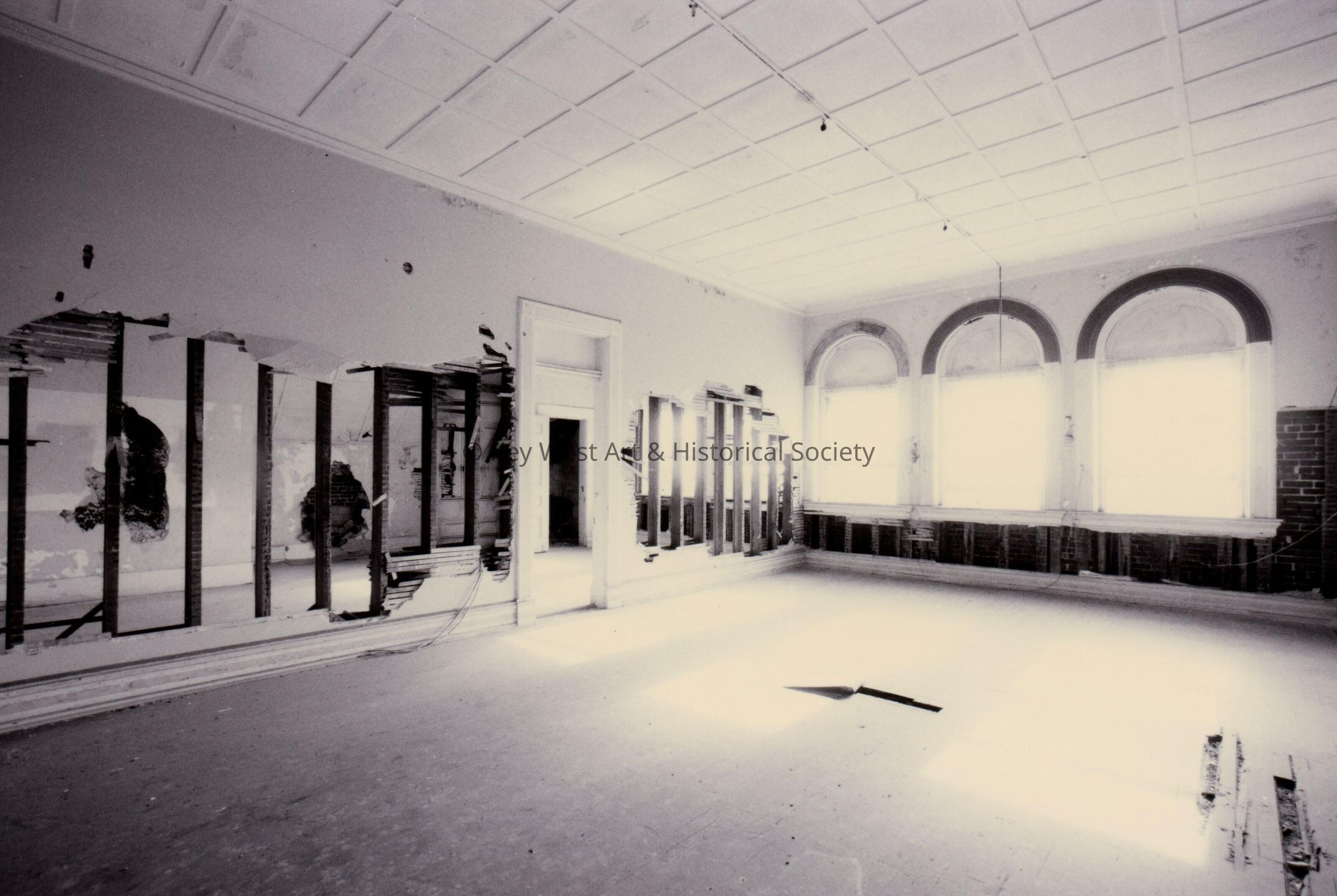 A gallery on the first floor.