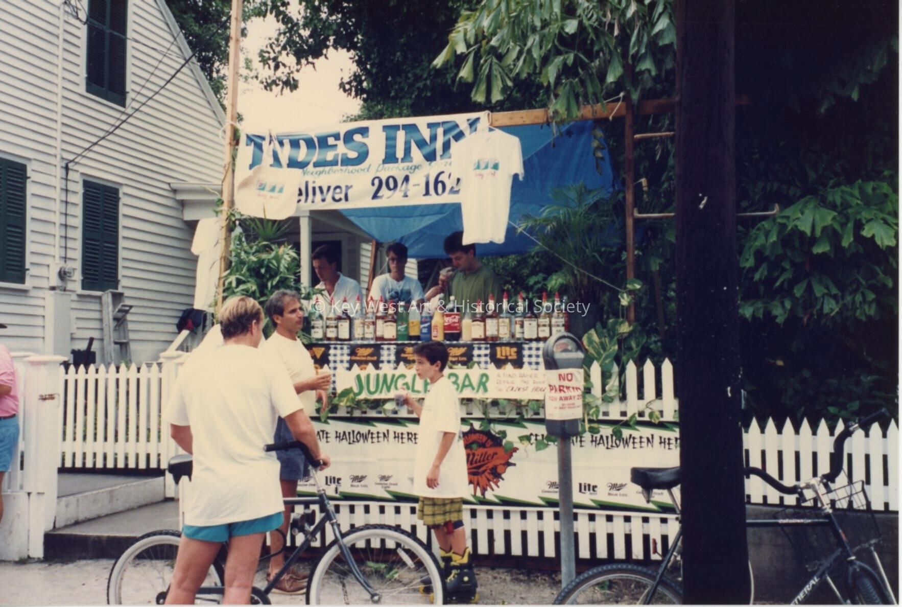 A booth set up outside of the Tides Inn selling alcohol at the street fair.