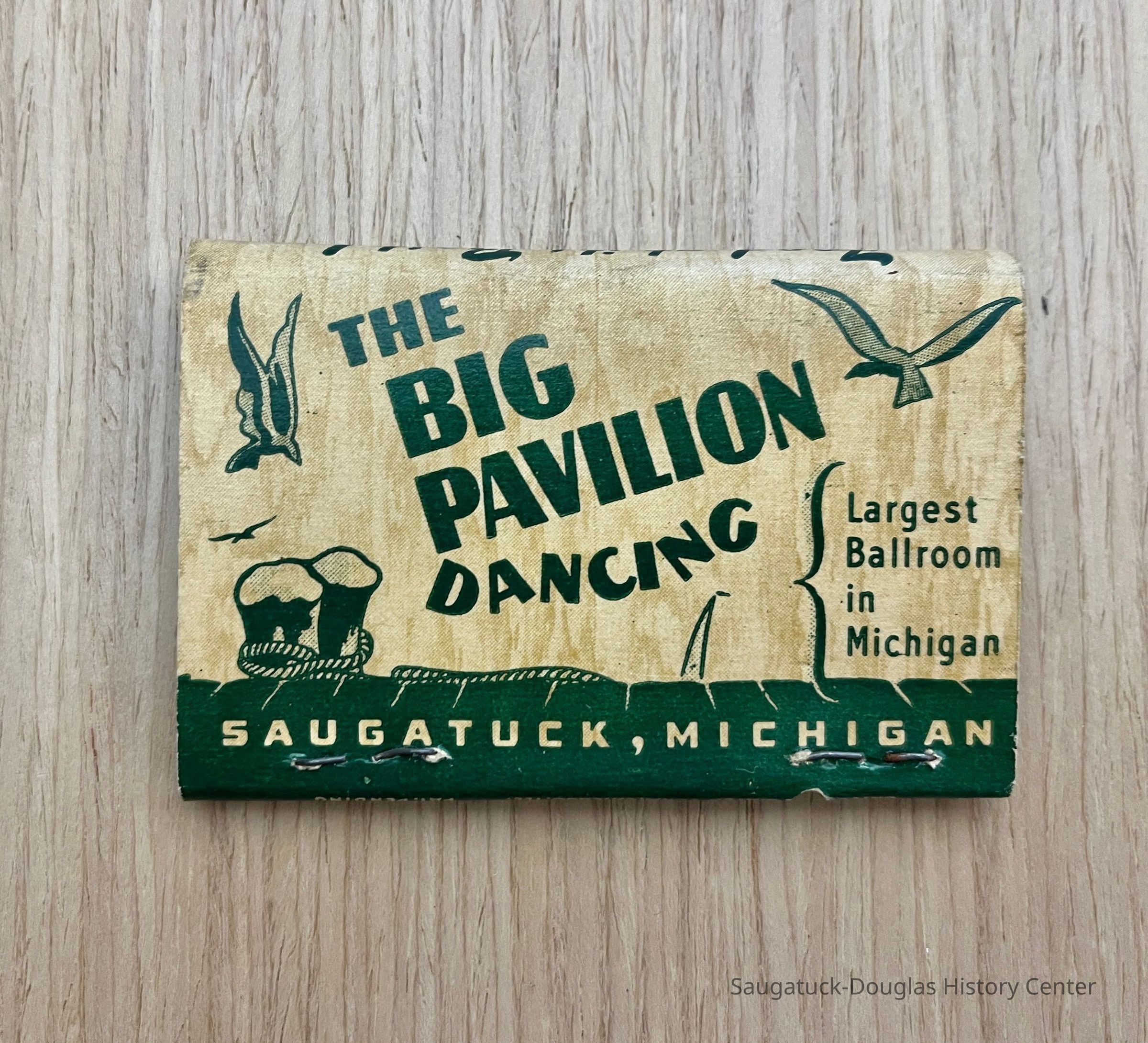 Big Pavilion/Dock matchbook picture number 1