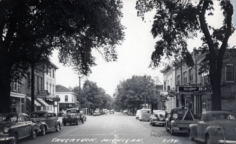          filename: Stube0.2 Saugatuck, MI postcard.jpg 5.1MB
   