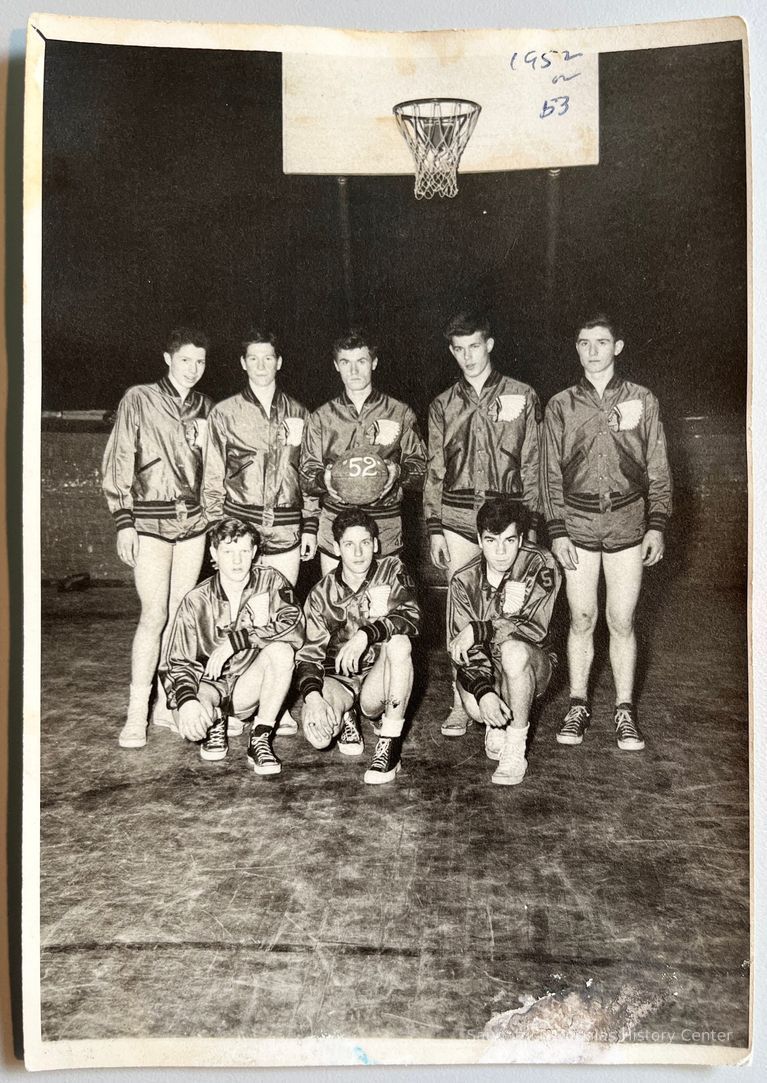          Basketball team 1952 picture number 1
   