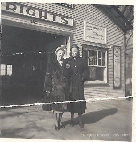          Mrs. Wright and Daughter
   