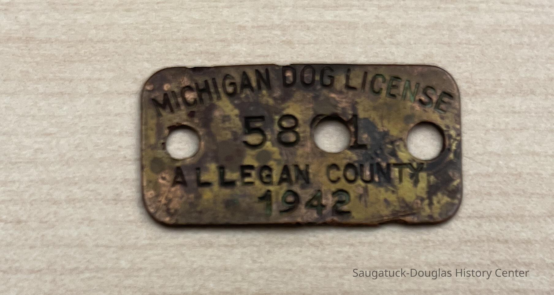 Dog License Tag 1942 picture number 1