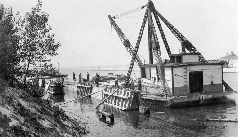          HM Pier work 1938.jpg 486KB; By the mid 1930s, the wooden piers were replaced with reinforced concrete as seen here in 1938.
   