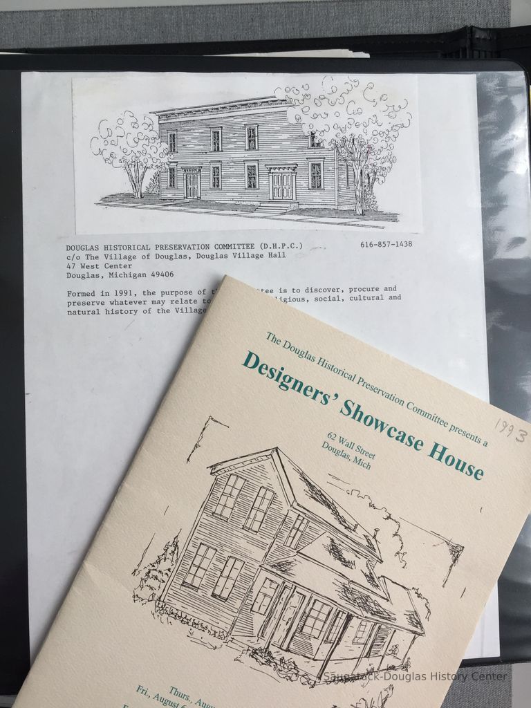          Douglas Historical Preservation Committee document binder picture number 1
   