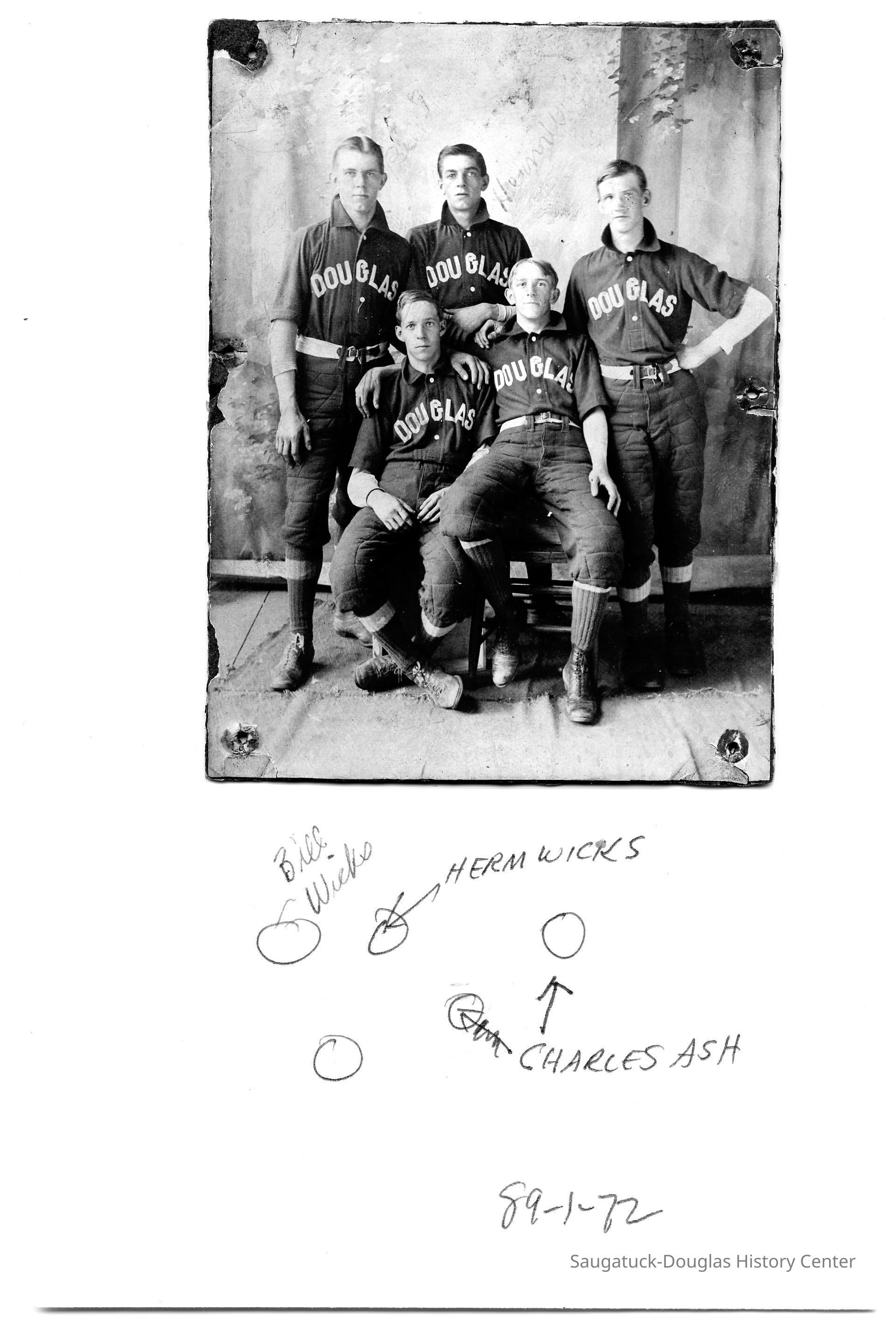          89-1-72 baseball team ca 1910.jpg 522MB
   