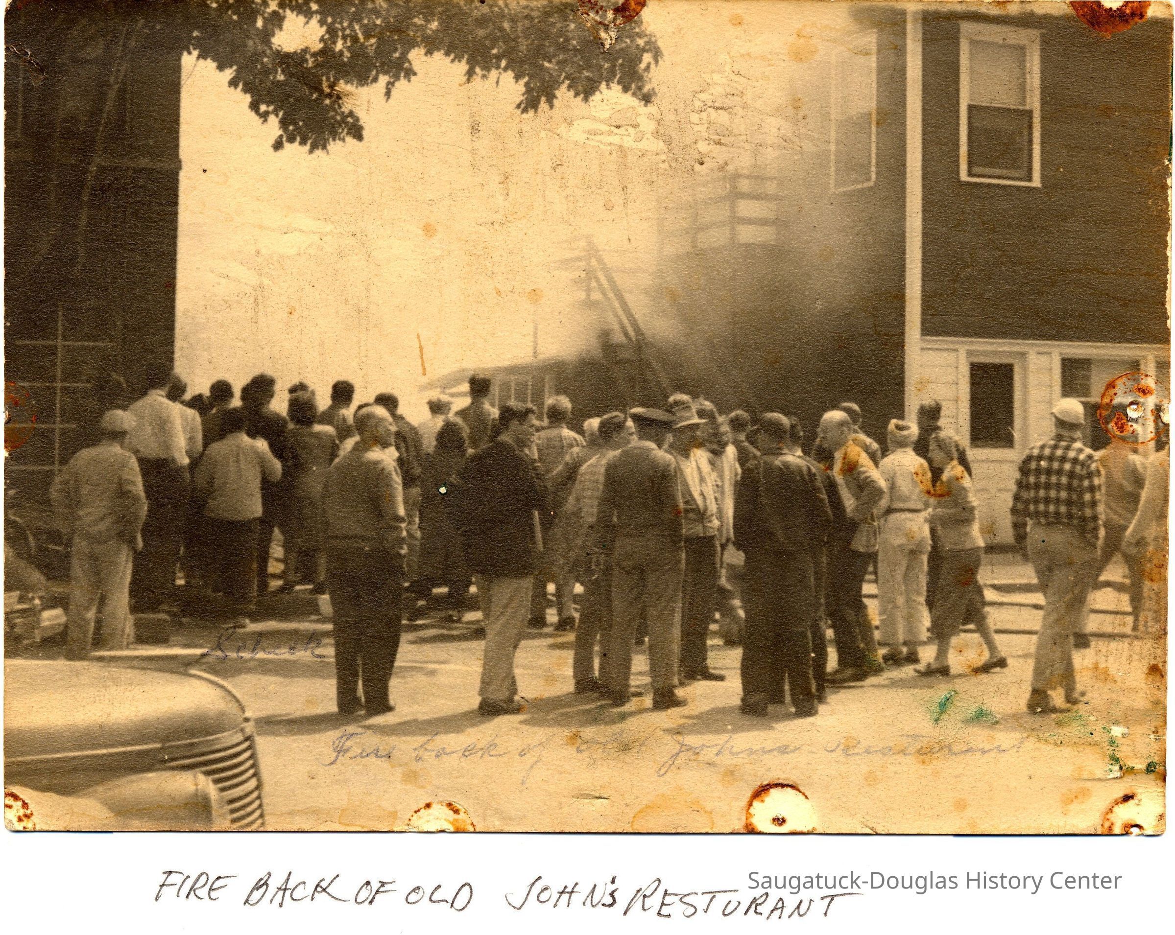          89-1-123 John_s Restaurant Fire.jpg 3.1MB; Fire back of old John's Restaurant - possibly related to the John Ball diner
   