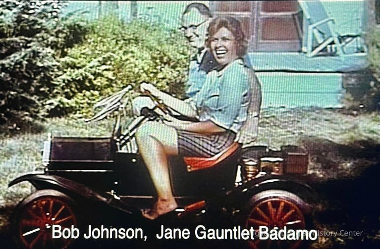          Bob Johnson, Jane Gauntlet Badamo
   