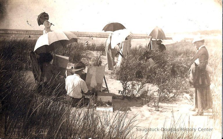          Artists  and models on the beach; Origsize: 8 x 10; Origformat: Print-Photographic
   