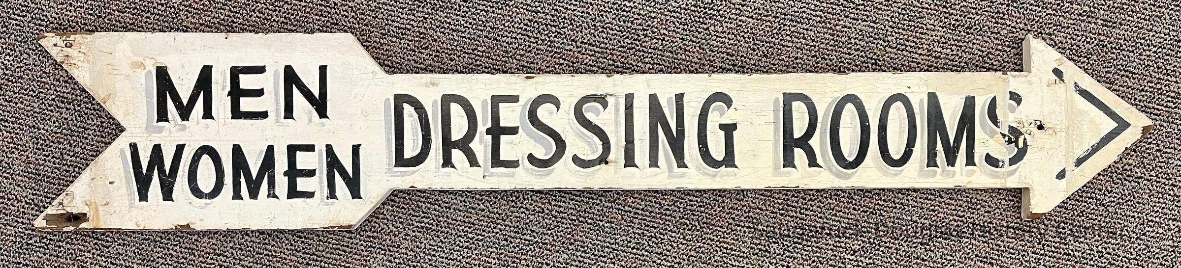          Dressing Rooms Sign, Oval Beach picture number 1
   