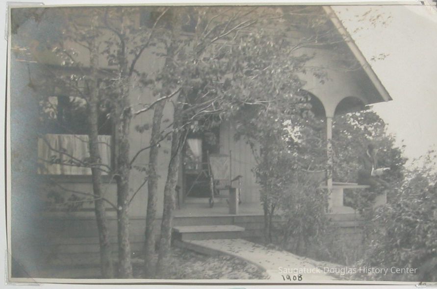 Alvord cottage 1908 Reader on Porch copy.jpg 322KB; Alvord cottage in 1908