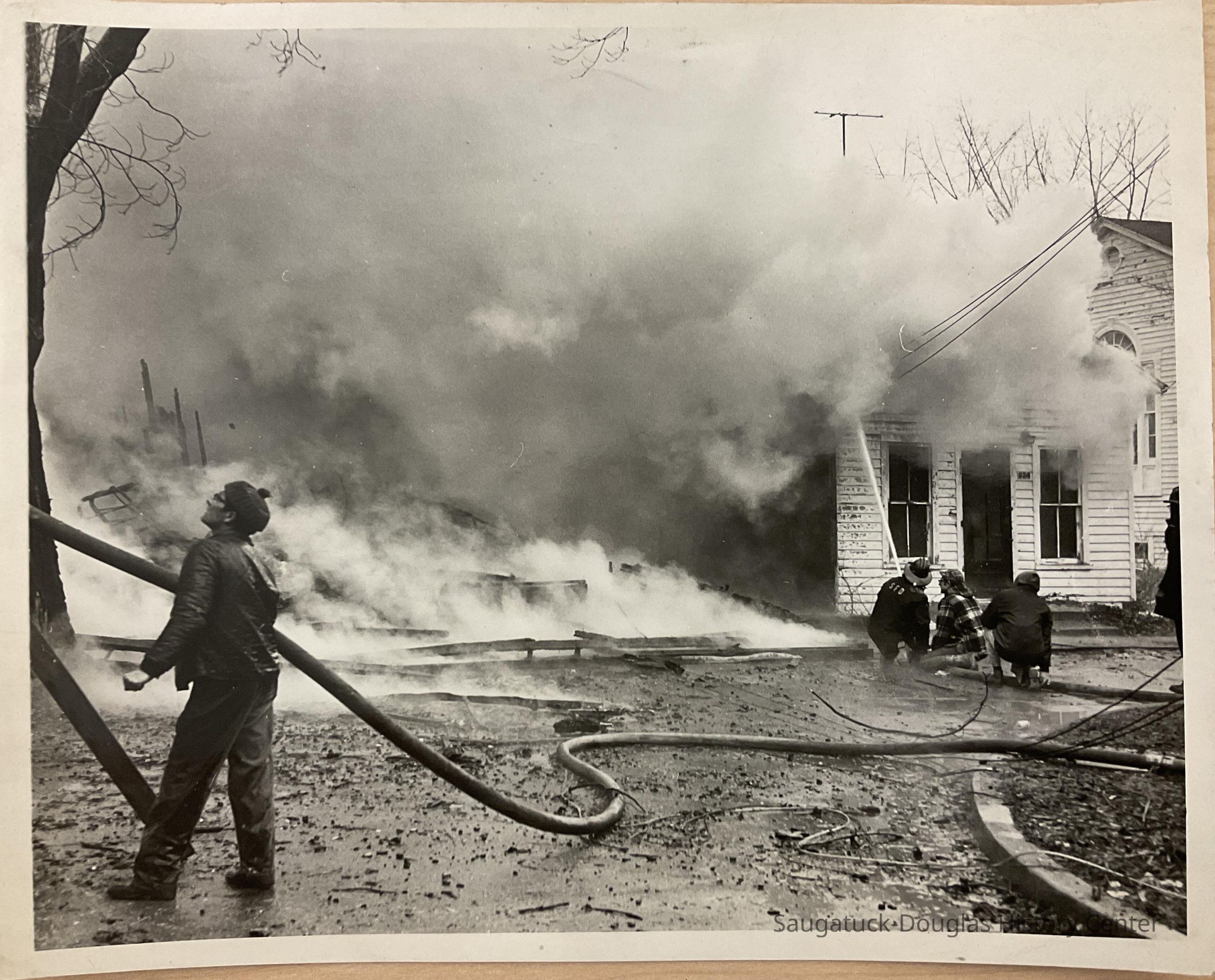 Fire of the Casa Blanca Boarding House picture number 1
