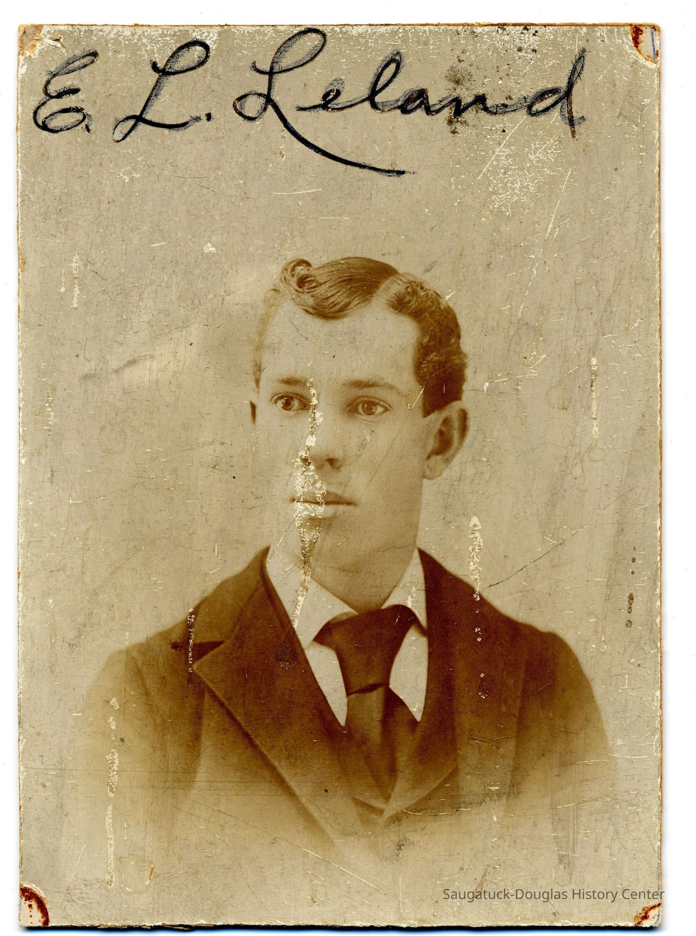          89-1-130 Lee Leland.jpg 4.4MB
   