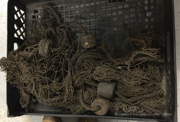 Commercial fishing signs and net - Image 6