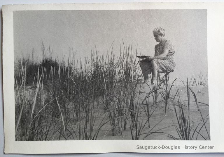          Artist and dunegrass picture number 1
   