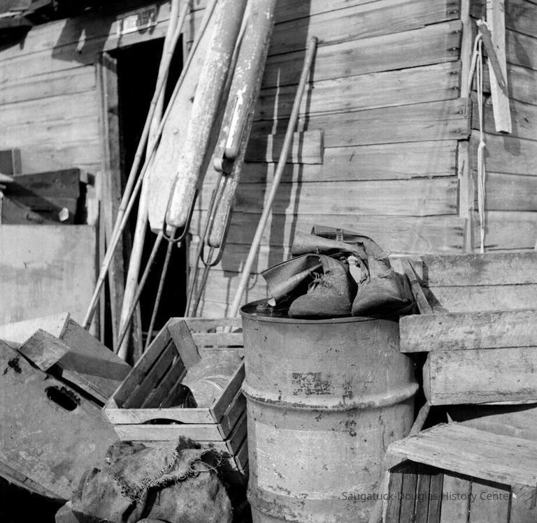 Commercial fishing 1943-1961 - Image 17