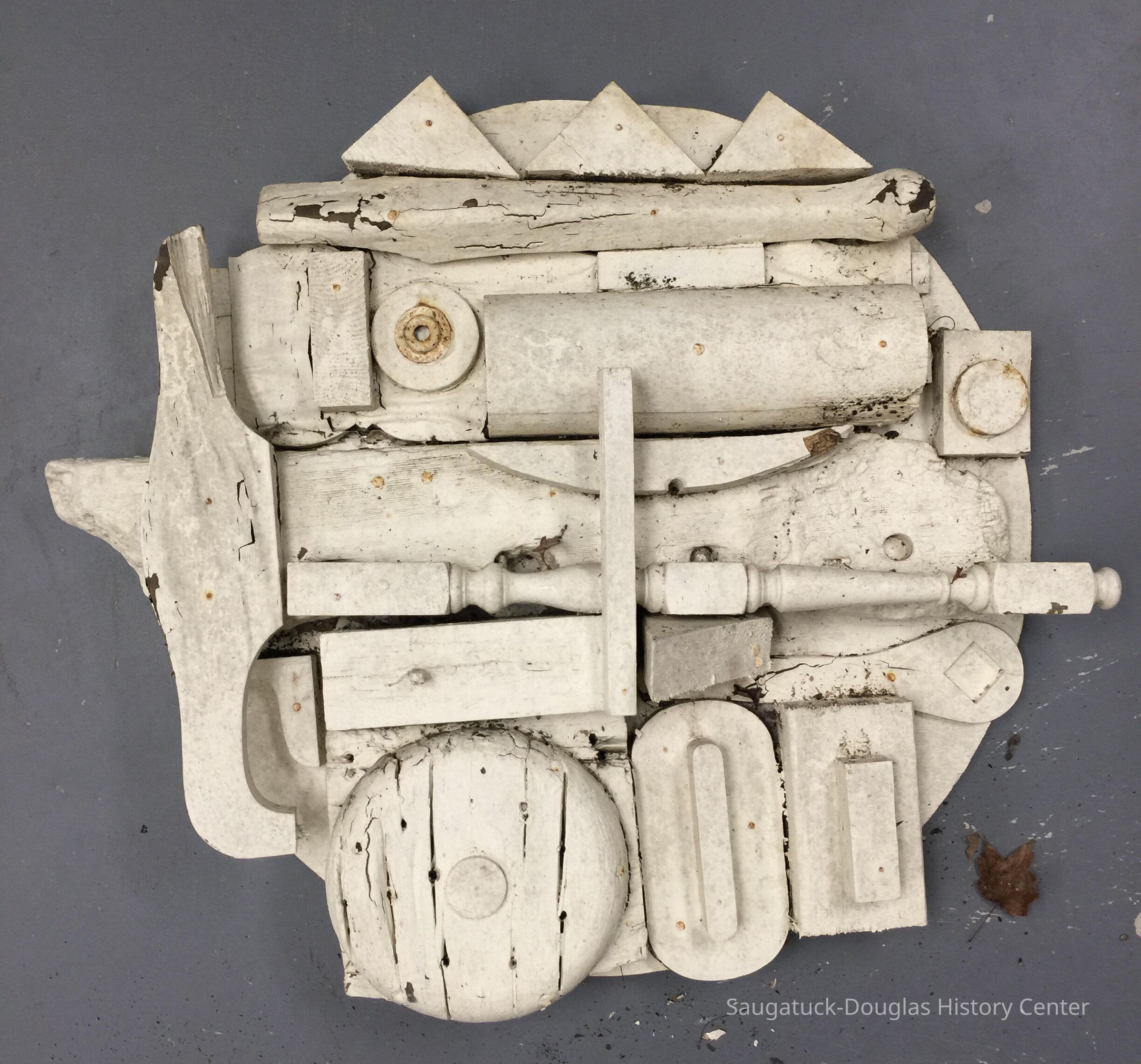          Found Wood Sculpture picture number 1
   