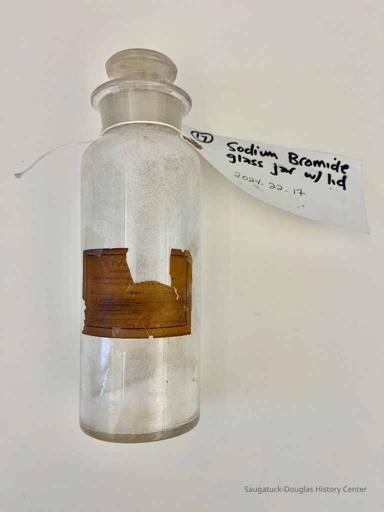 Apothecary Jar with Lid