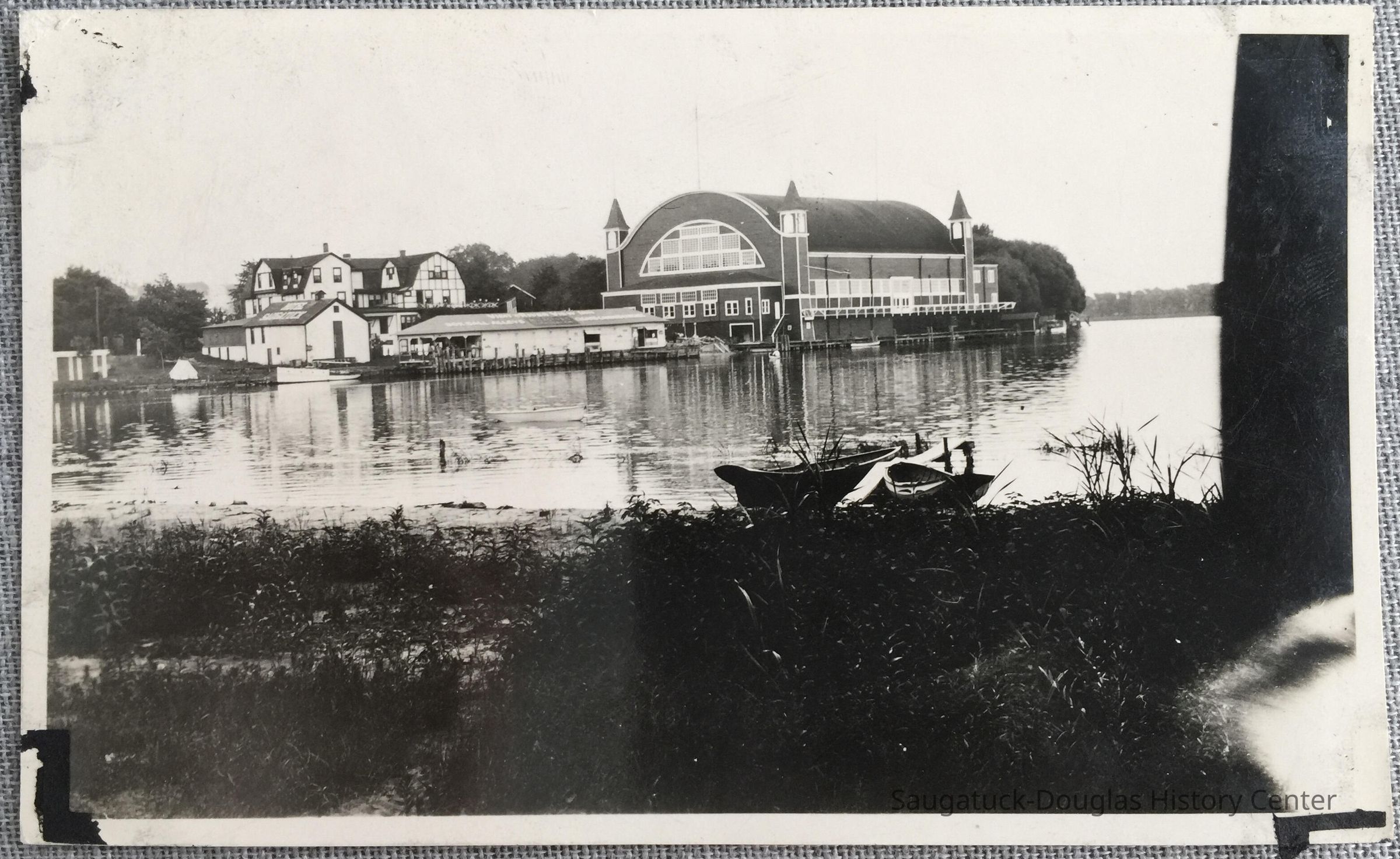 1925 is written on back of photo