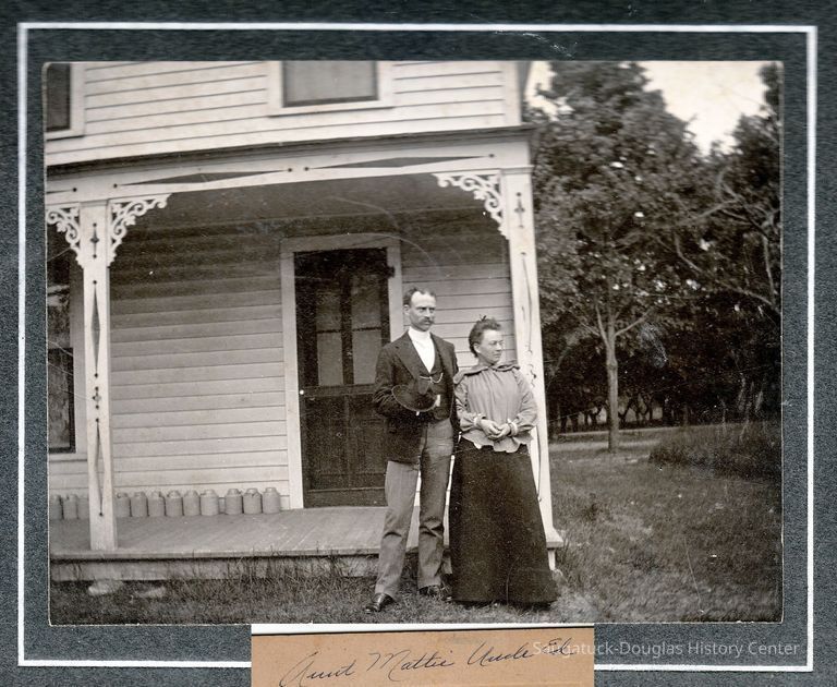          HH_Ed-Mattie-Dale.jpg 1.8MB; Aunt Mattie and Uncle Ed
   