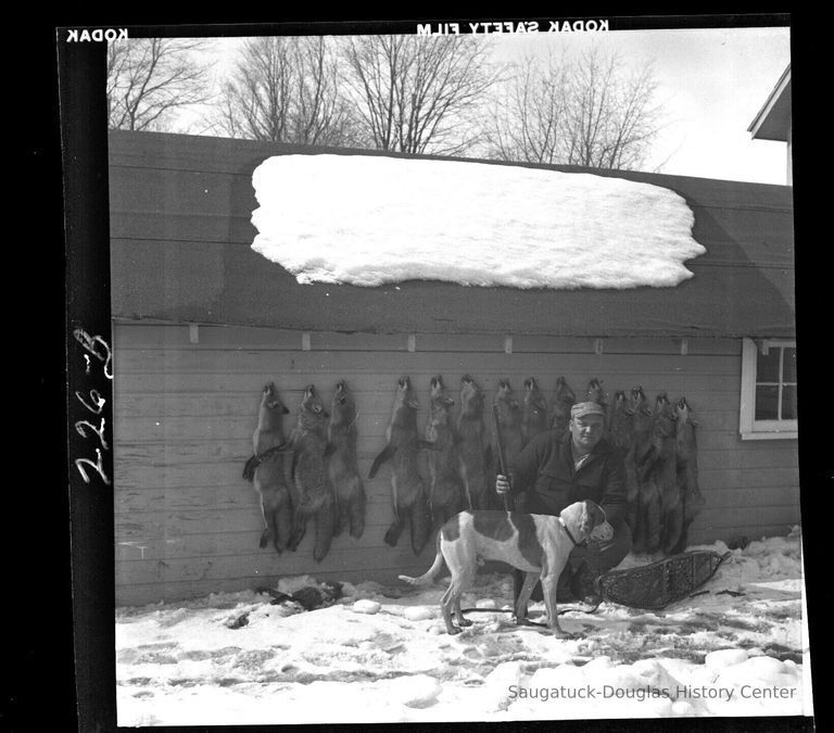          fox hunt engel 226 tu.jpg; Lloyd Engel Sr. and Dog, Chestnut St., Douglas
   