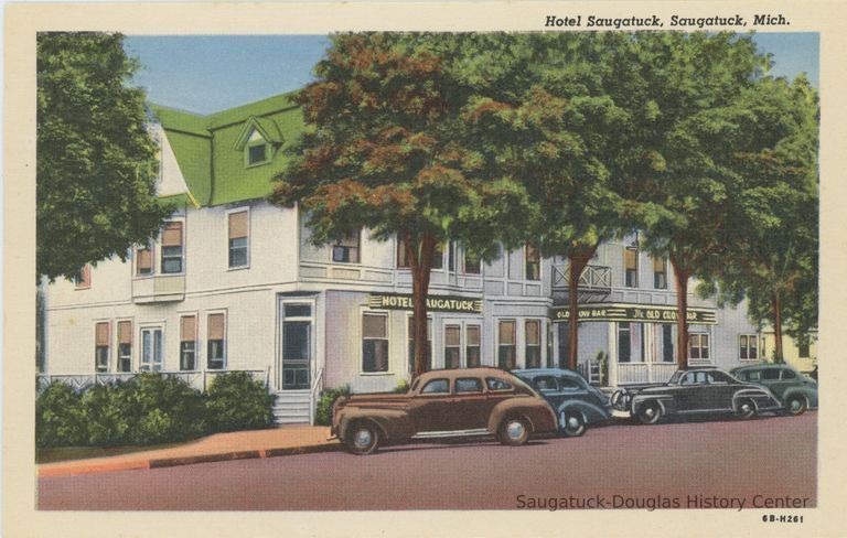          Hotel Saugatuck, Saugatuck, Mich. Postcard
   