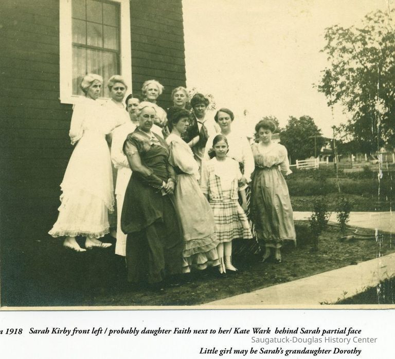          Kontio_Sarah_Kirby_group_ca_1918.jpg 348KB; Sarah Kirby front left / probably daughter Faith next to her / Kate Wark behind Sarah partial face. Little girl my be Sarah's granddaughter Dorothy
   