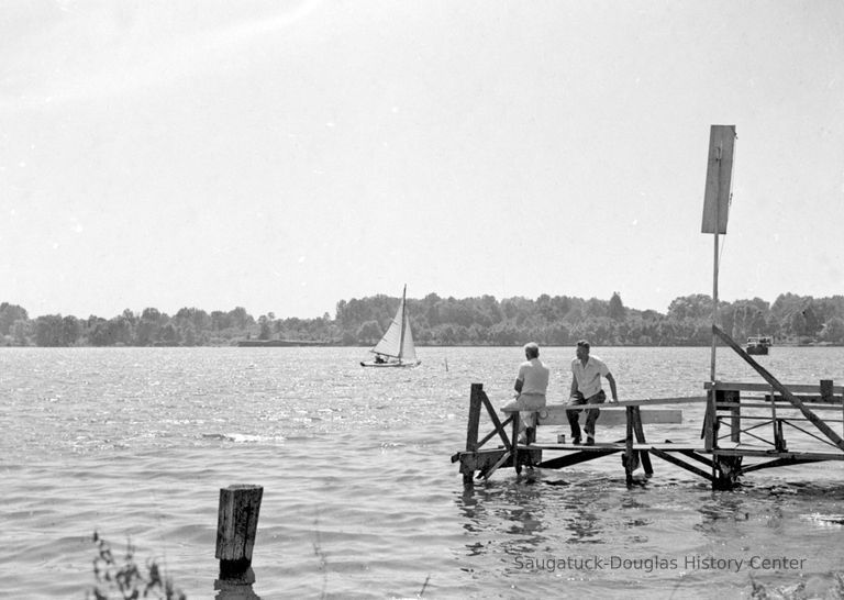          HM West side ferry dock.jpg 735KB; The sign next to the men was used to signal the ferry.
   