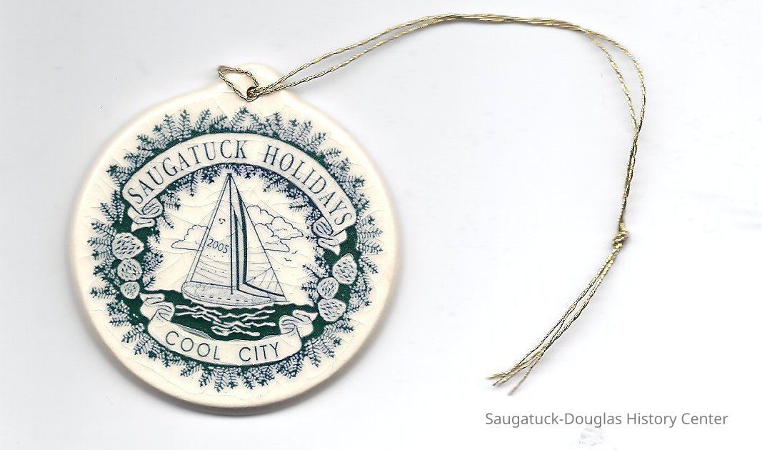          Cool City Ornament; Origsize: 6.5 x 4.5