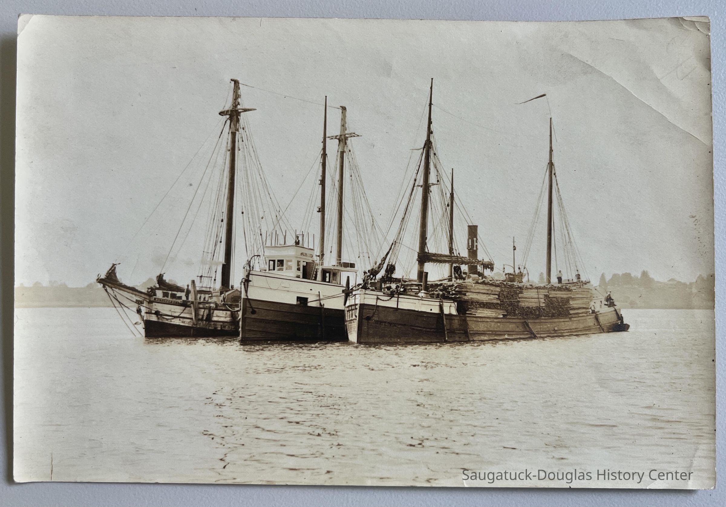          Steam barge and tow barges c1895 picture number 1
   