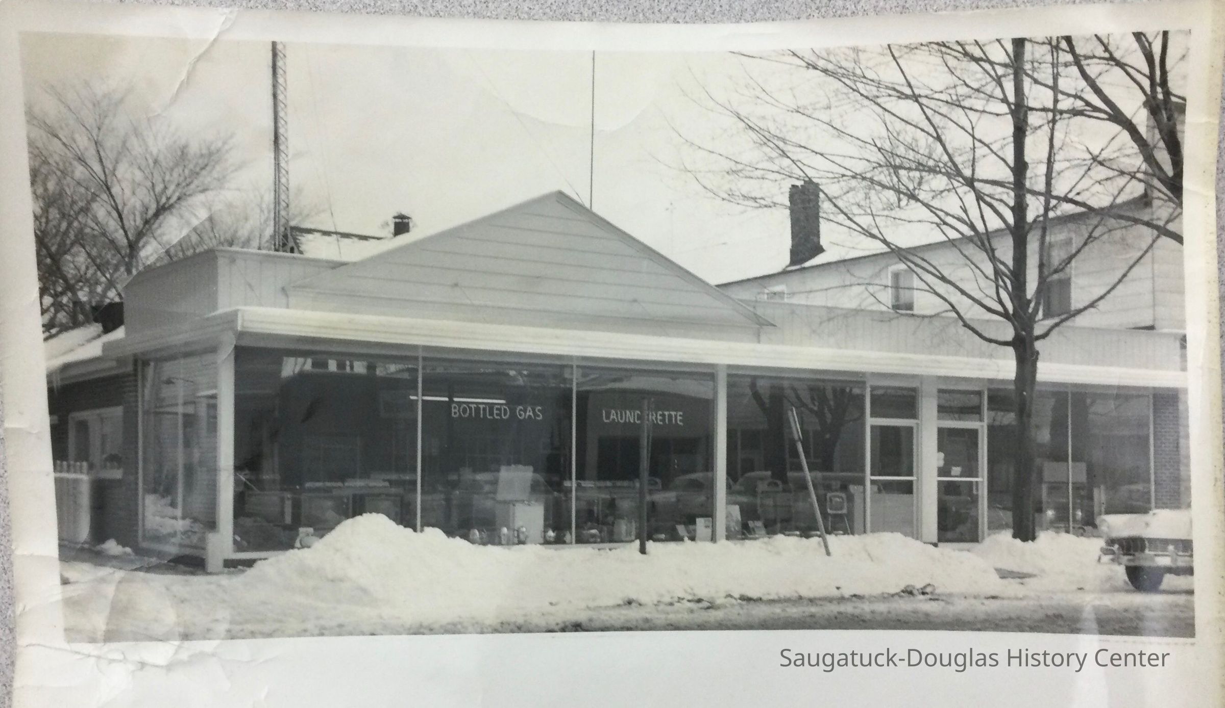          233 Butler St. Saugatuck, MI 49453
   