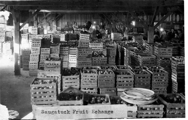          Fruit_exchange_interior.jpg 541KB
   