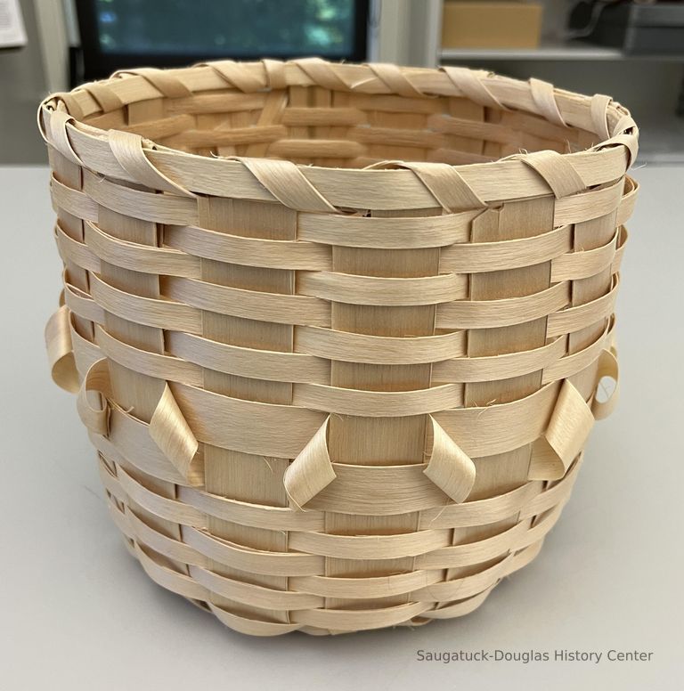          Black Ash Basket picture number 1
   