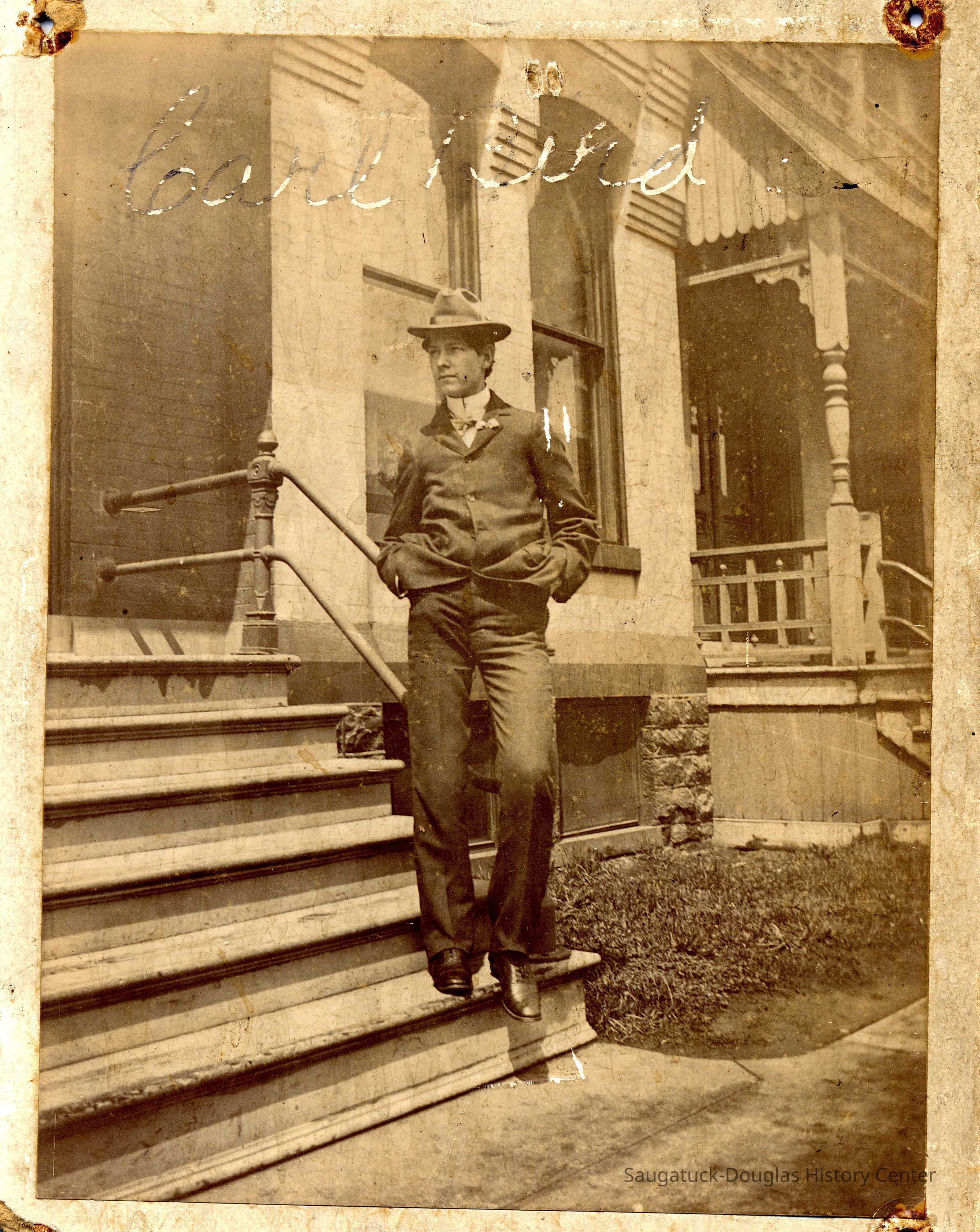          89-1-25A.jpg 3MB; 89-1-25A Carl Bird
   