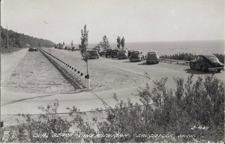          Oval Beach Saugatuck ca. 1945
   