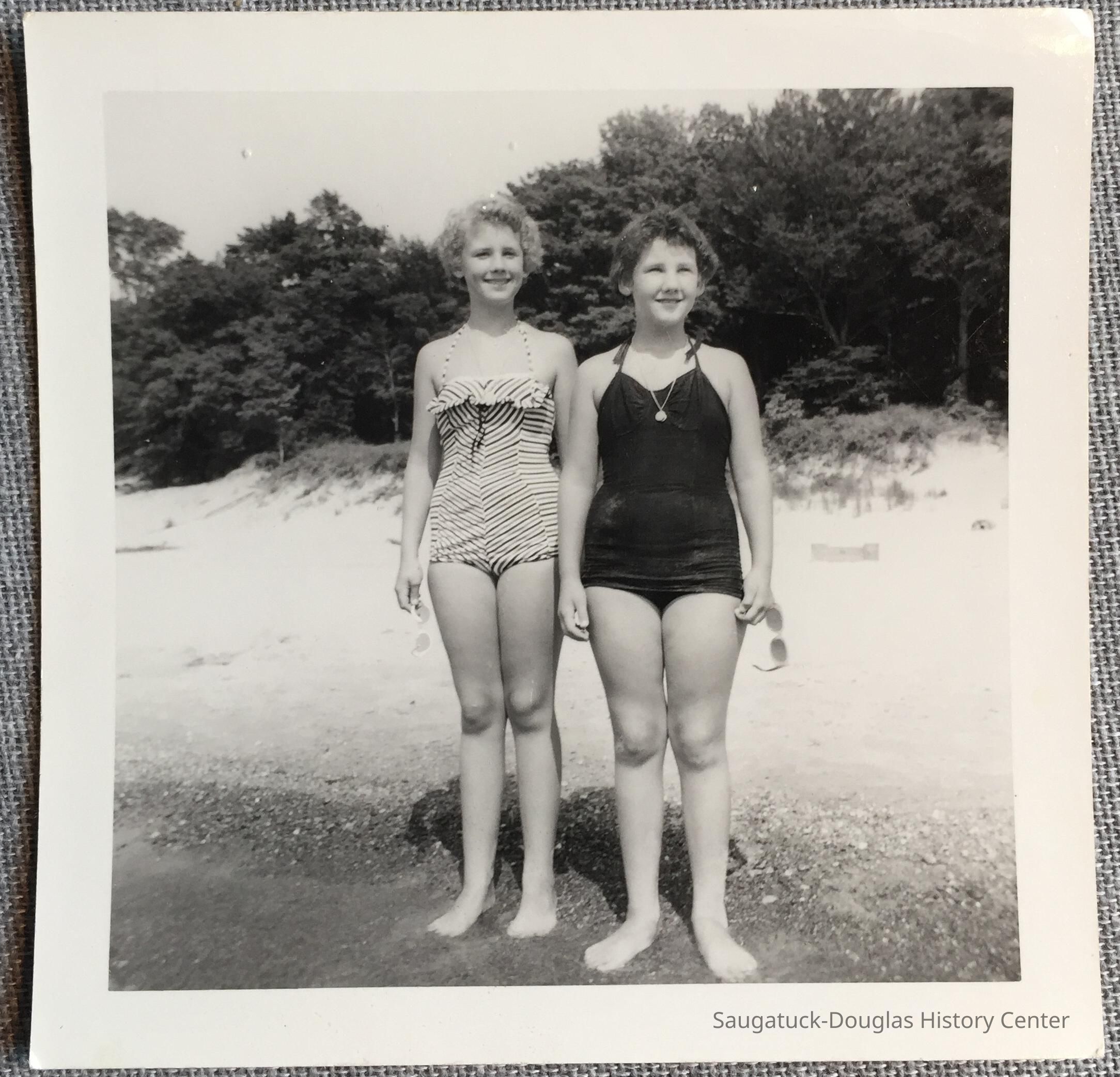          Frances Ann and Laura Elizabeth Griesedieck picture number 1
   