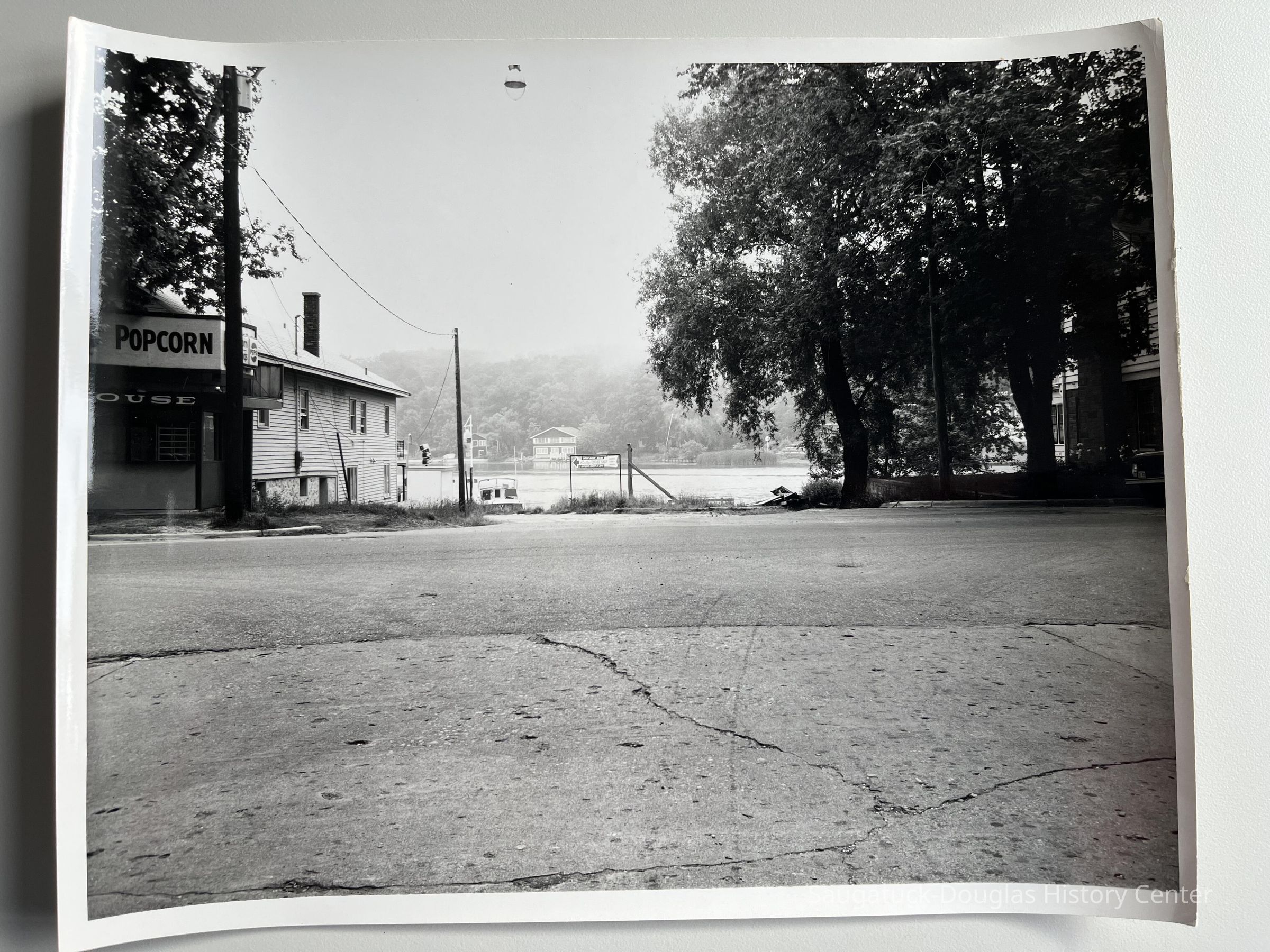 Hoffman Street end by Coral Gables Annex, 1967 picture number 1