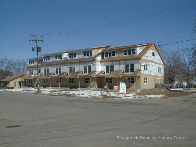          Townhomes at the 700 block of Water Street under construction in 1999
   