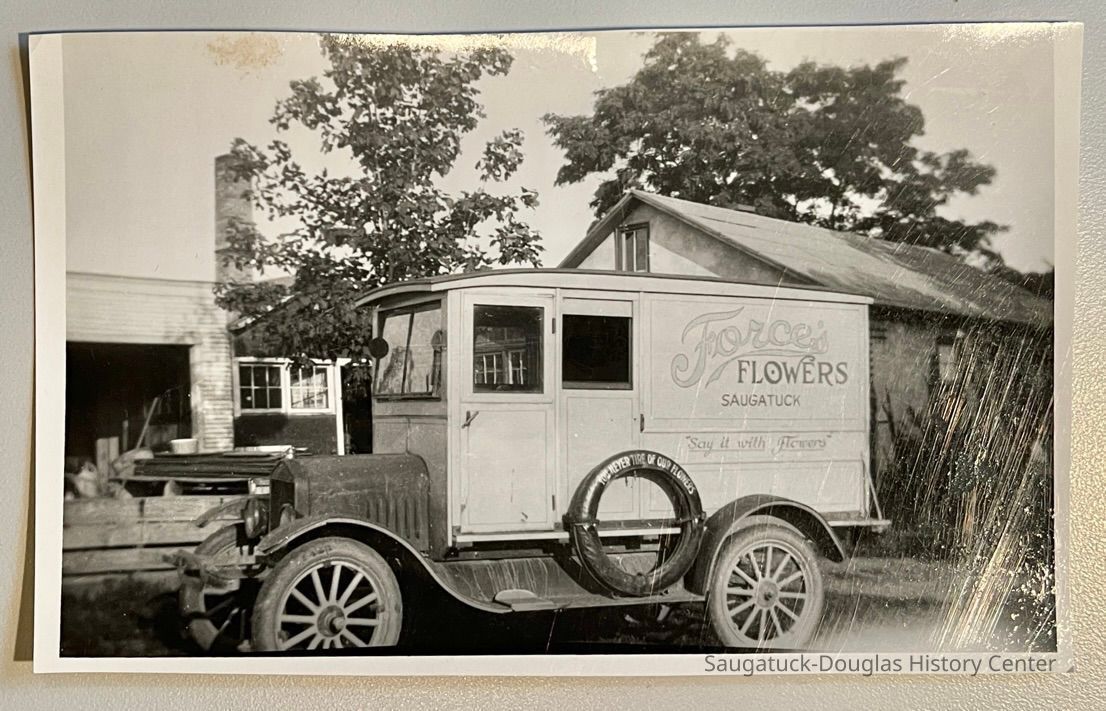          Force's Flowers truck picture number 1
   