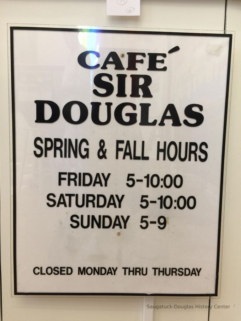          Cafe Sir Douglas (Dunes Resort) picture number 1
   