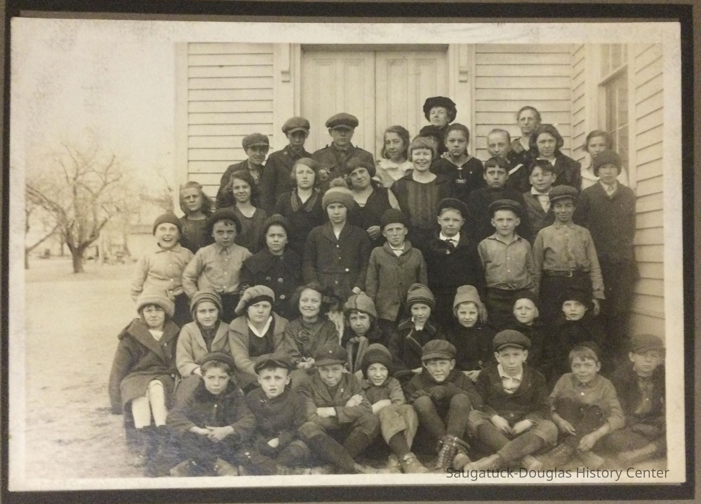 Ganges School photos picture number 1