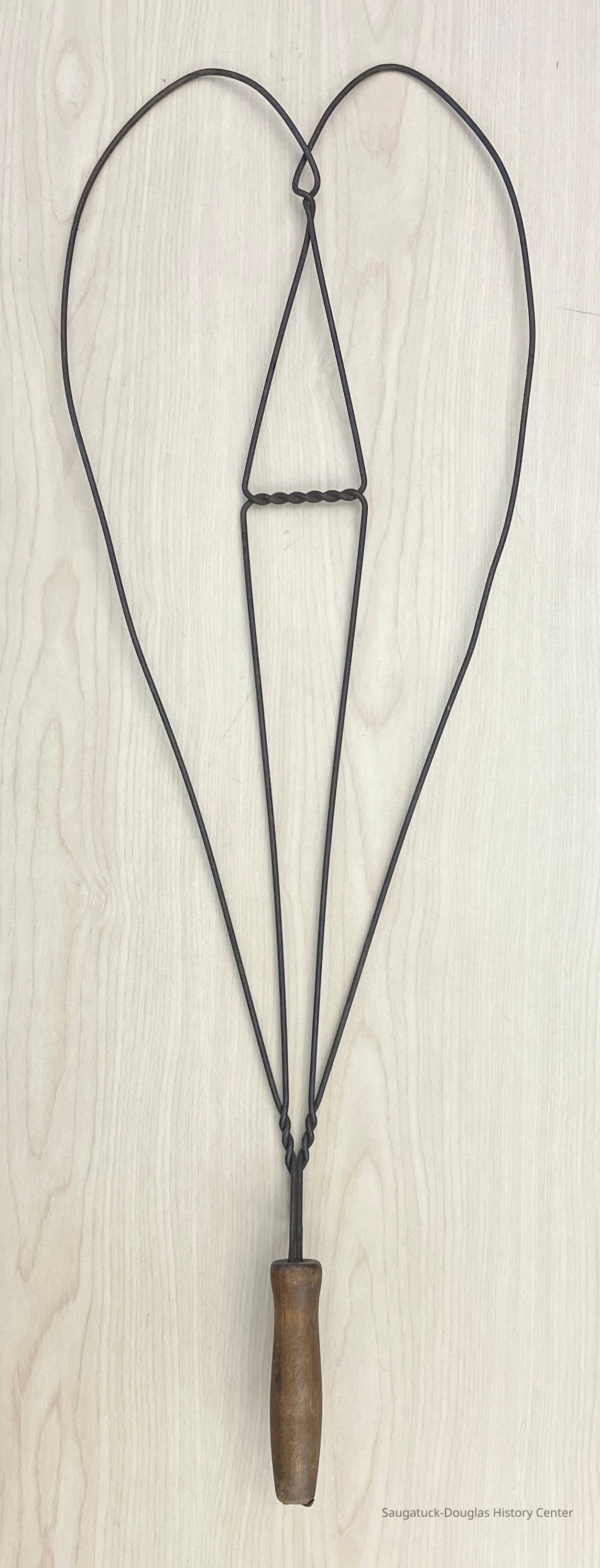          Rug Beater picture number 1
   