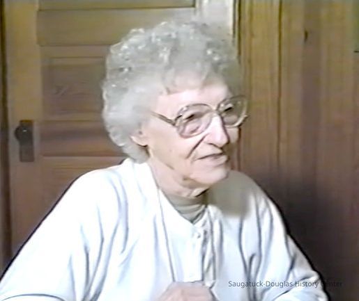          Lila Paris interview 1997 picture number 1
   