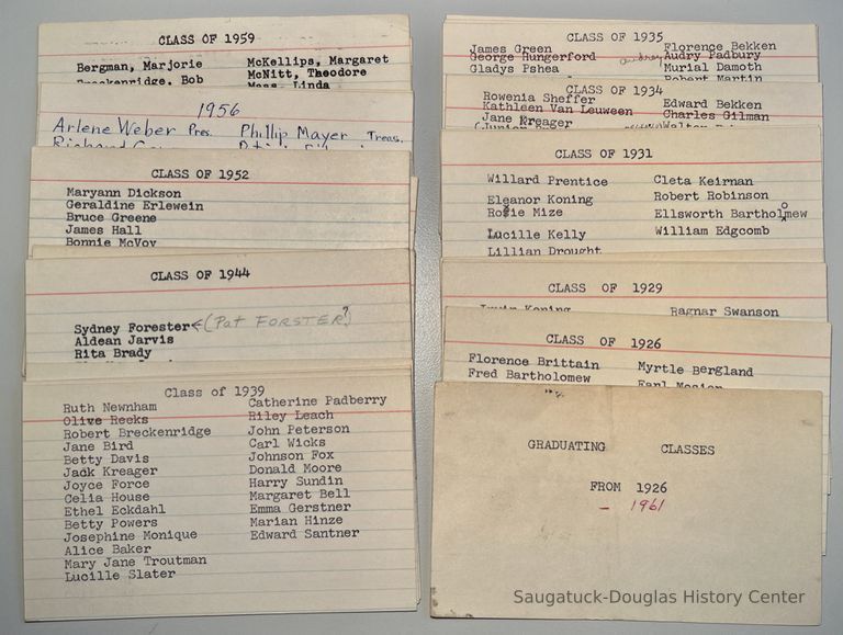          1897-1950 Saugatuck High School folder includes index cards with names of graduating class from 1926 to 1961
   