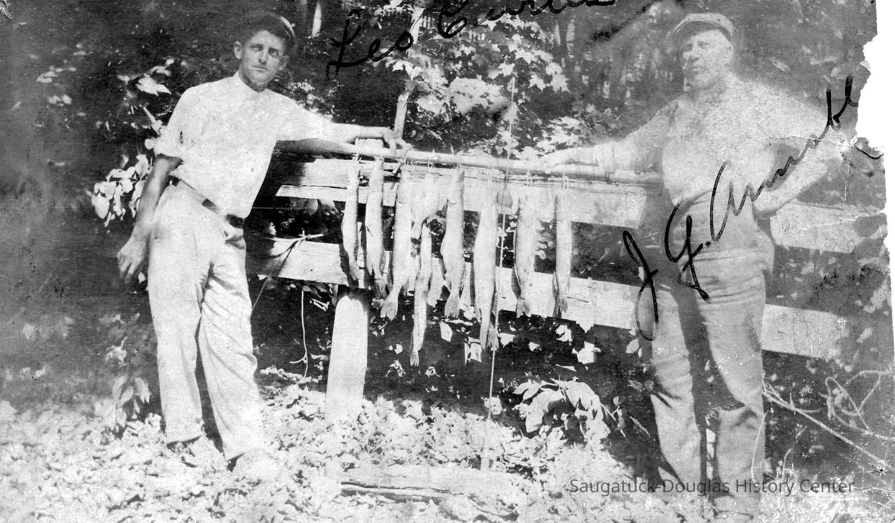          89-1-180_Pike_Fishing_Leo_Curtis_JG_Annable.jpg 443KB
   