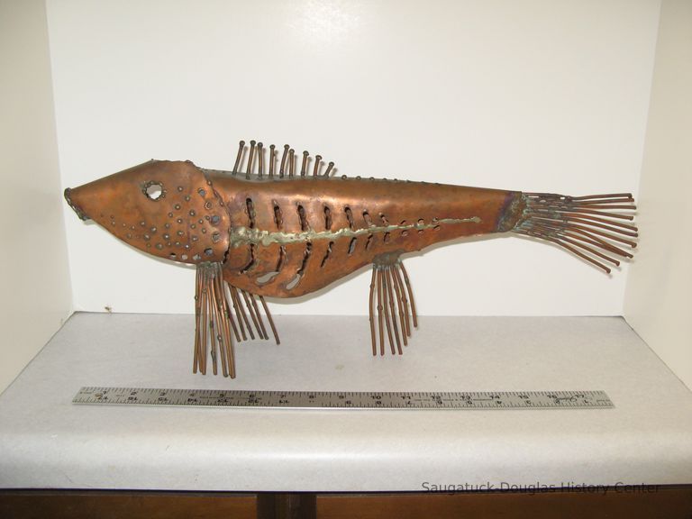          fish sculpture
   