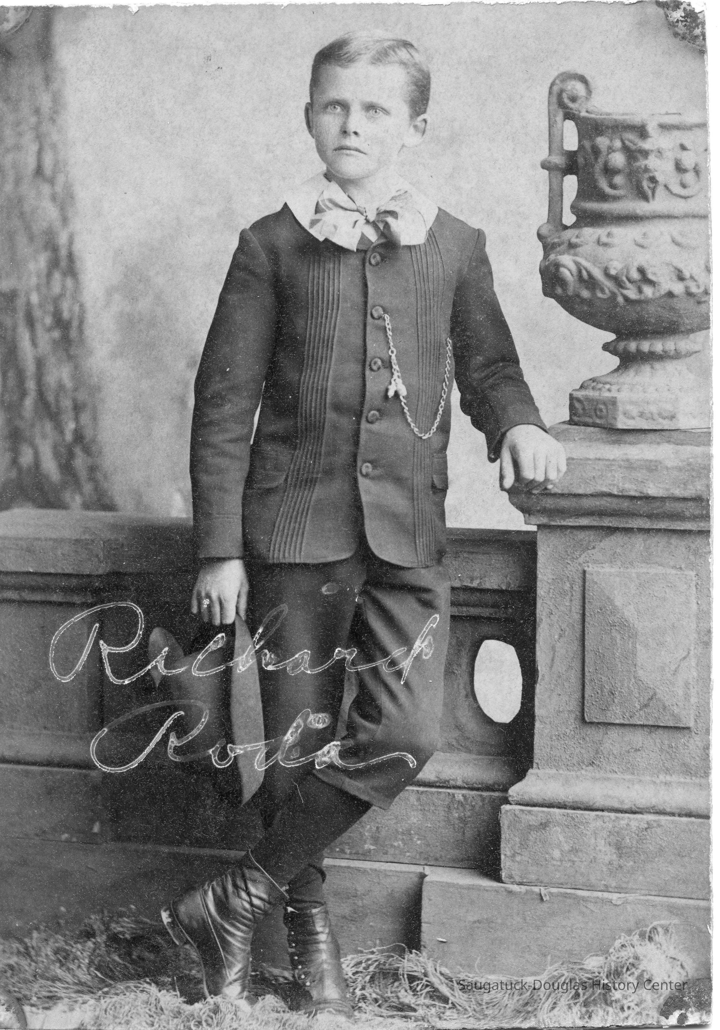          89-1-202_Richard_Roda.jpg 2.9MB
   